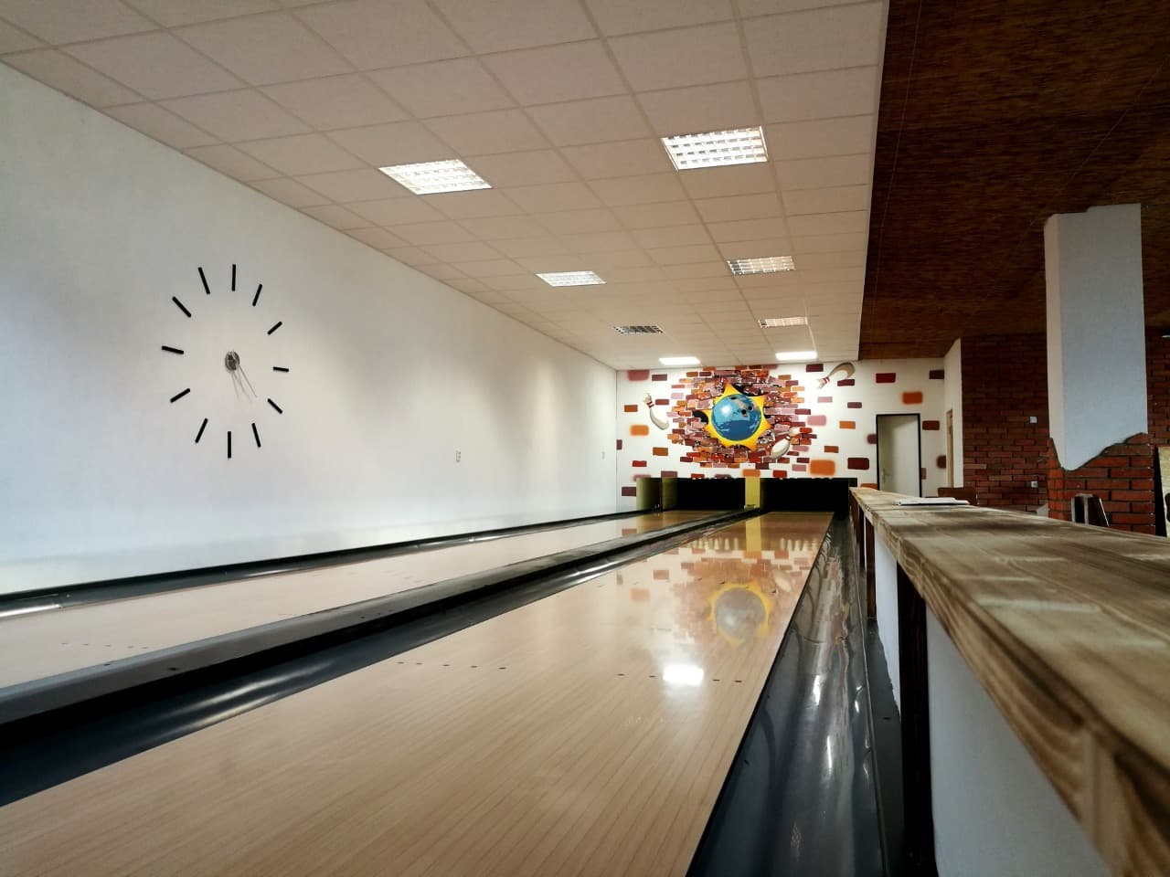 Bowlingový bar